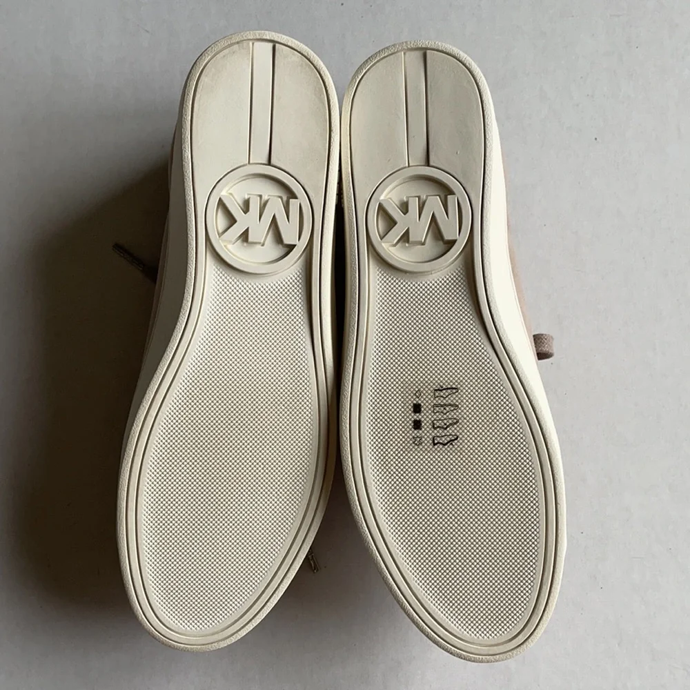 🆕 Michael Kors Suede Sneakers